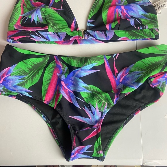 Forever 21 Size Large Swim Suit Bikini Set Black Tropical Print Vibrant Colorful - Picture 9 of 9